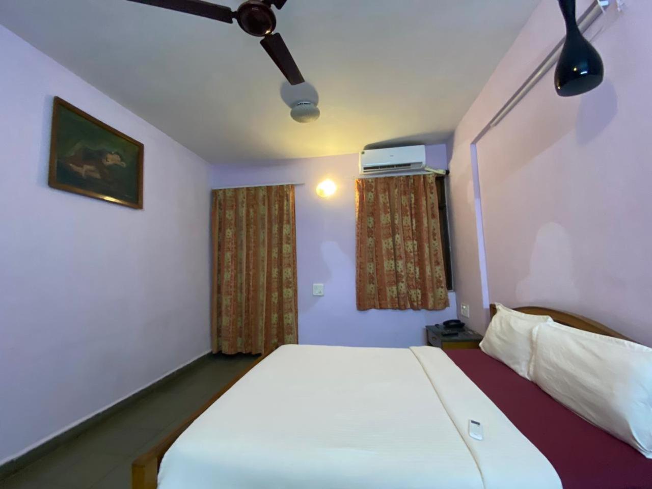 Falcon Resorts Calangute Habitación foto