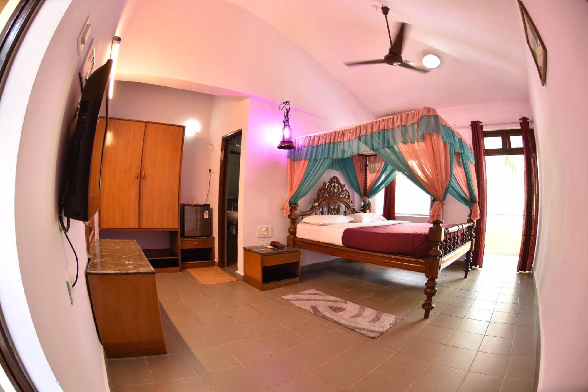 Falcon Resorts Calangute Habitación foto